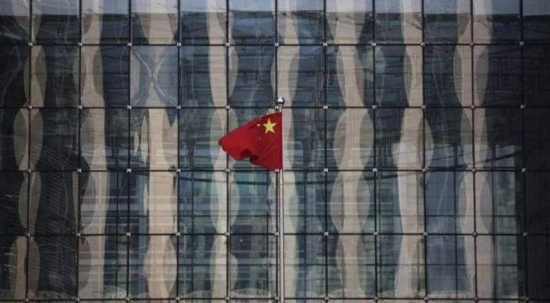 Στην αντεπίθεση η Κίνα! Eπιβάλλει πρόσθετους δασμούς 25% σε προϊόντα των ΗΠΑ